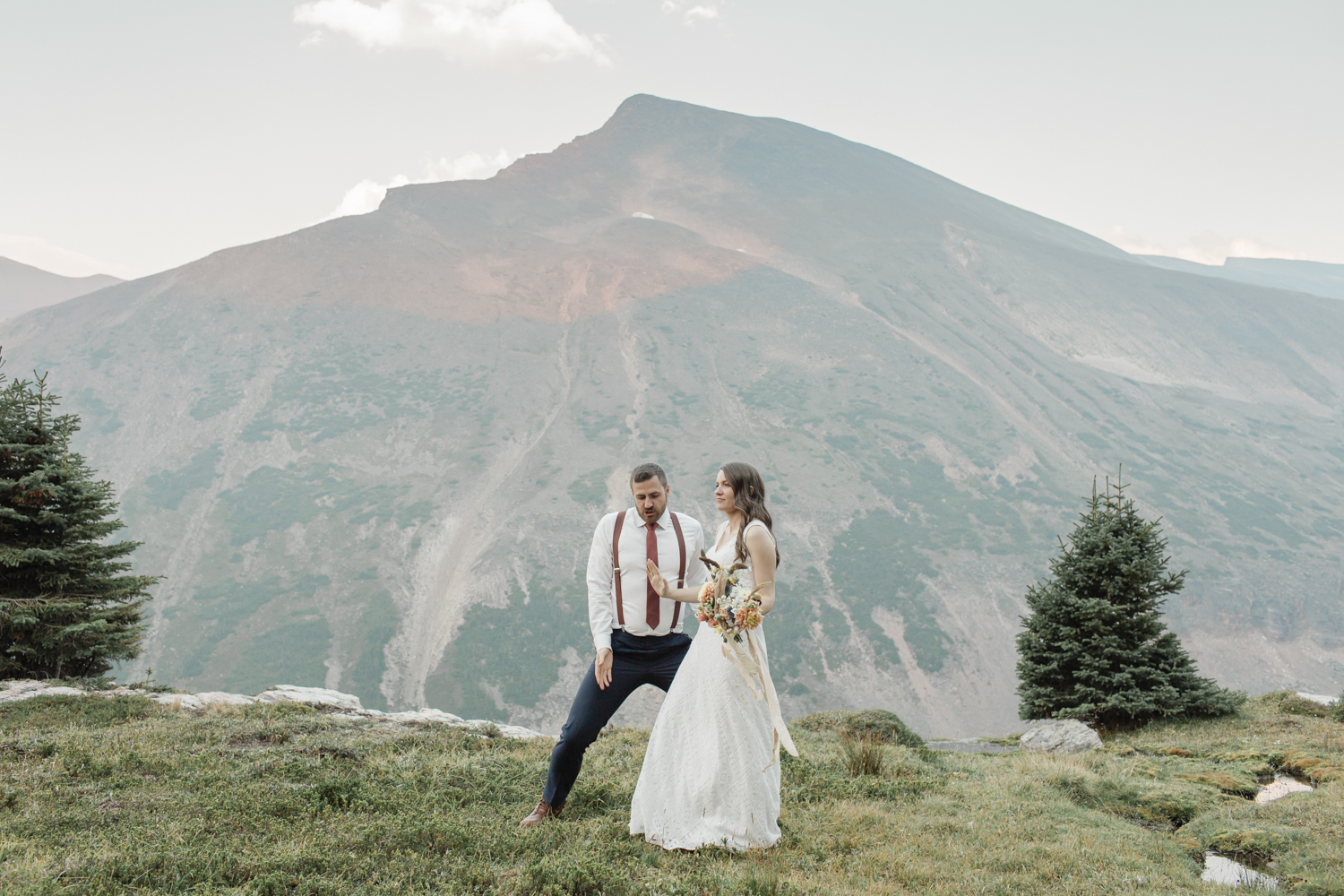 Banff Helicopter Elopement. Banff Elopement Photographer. A private and romantic wedding. 