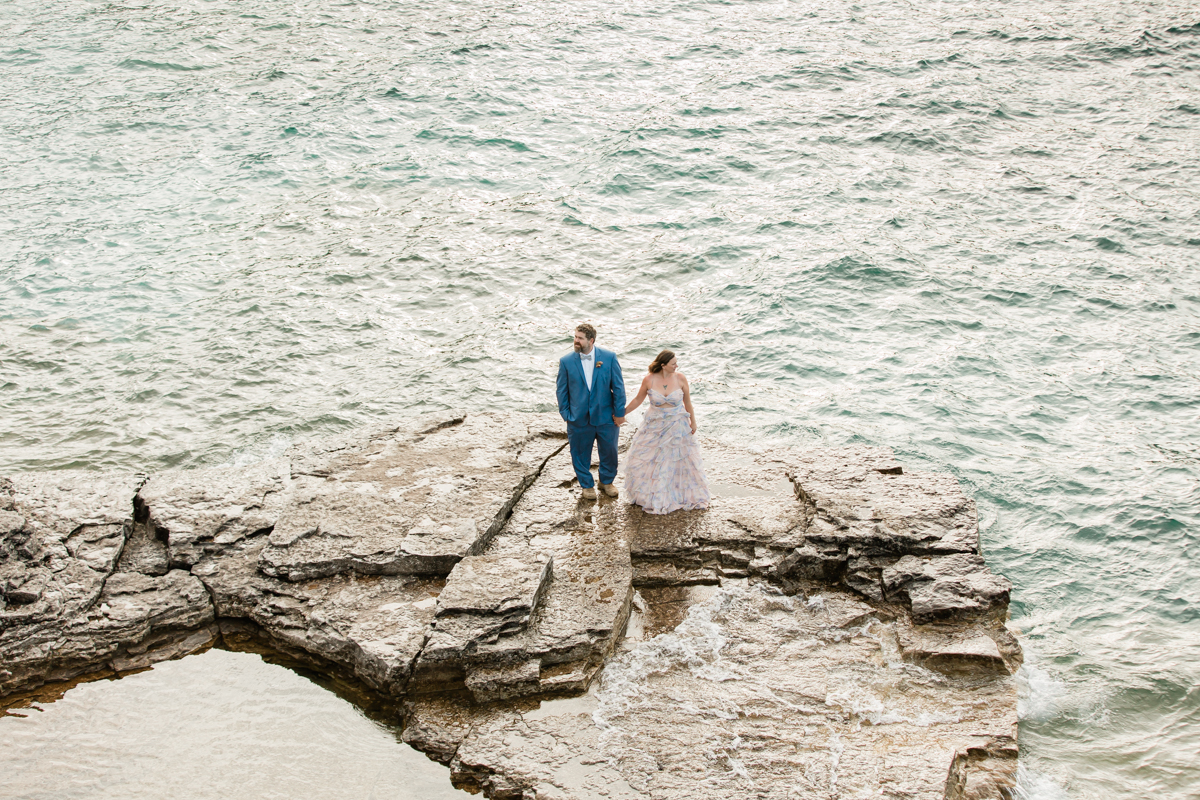 Katie and John have their first dance at the Grotto and Indian Head Cove for their Ontario wedding