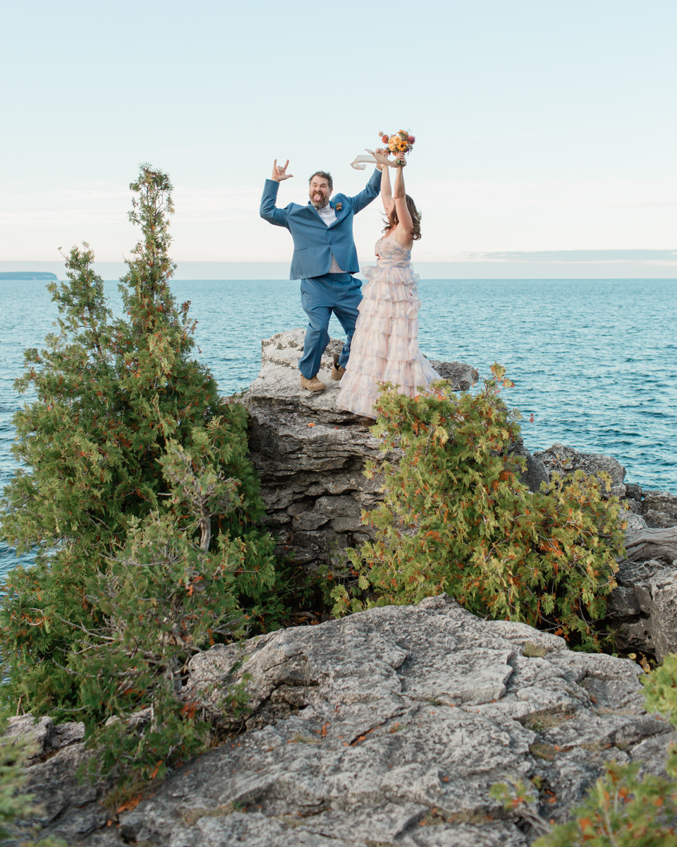 Katie and John during their ceremony where they said vows and exchanged rings near the Grotto and Indian Head Cove for their Ontario elopement