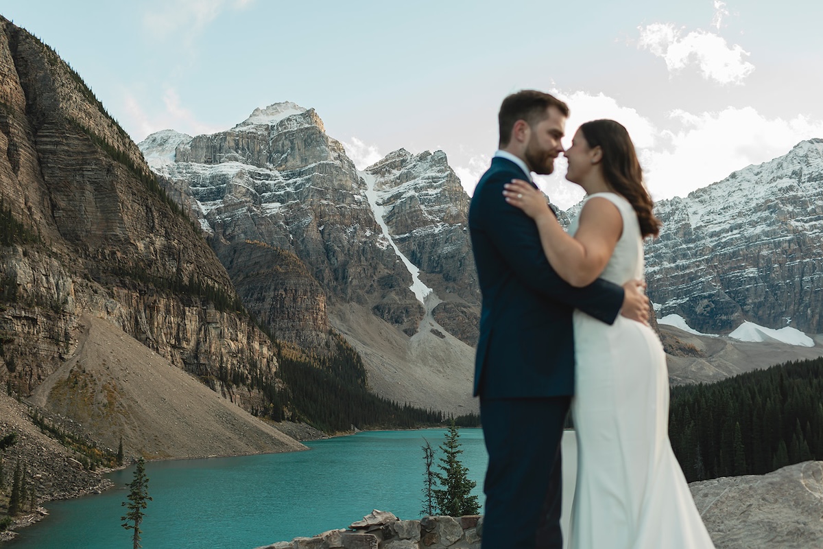 Erin & Reagan elopement photos at Moraine Lake
