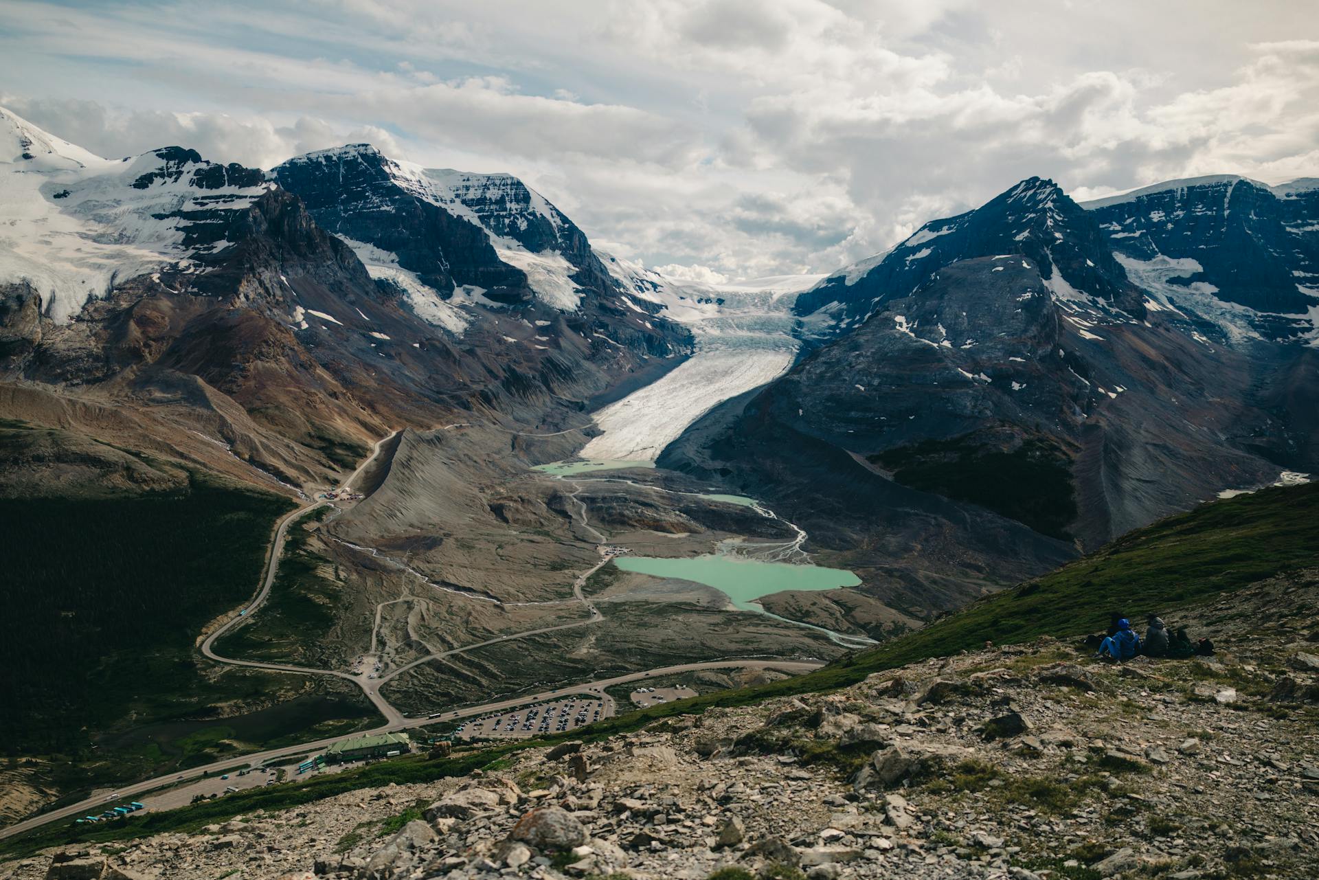 a majestic view of the rocky mountains and athabasca glacier in jasper.jpg