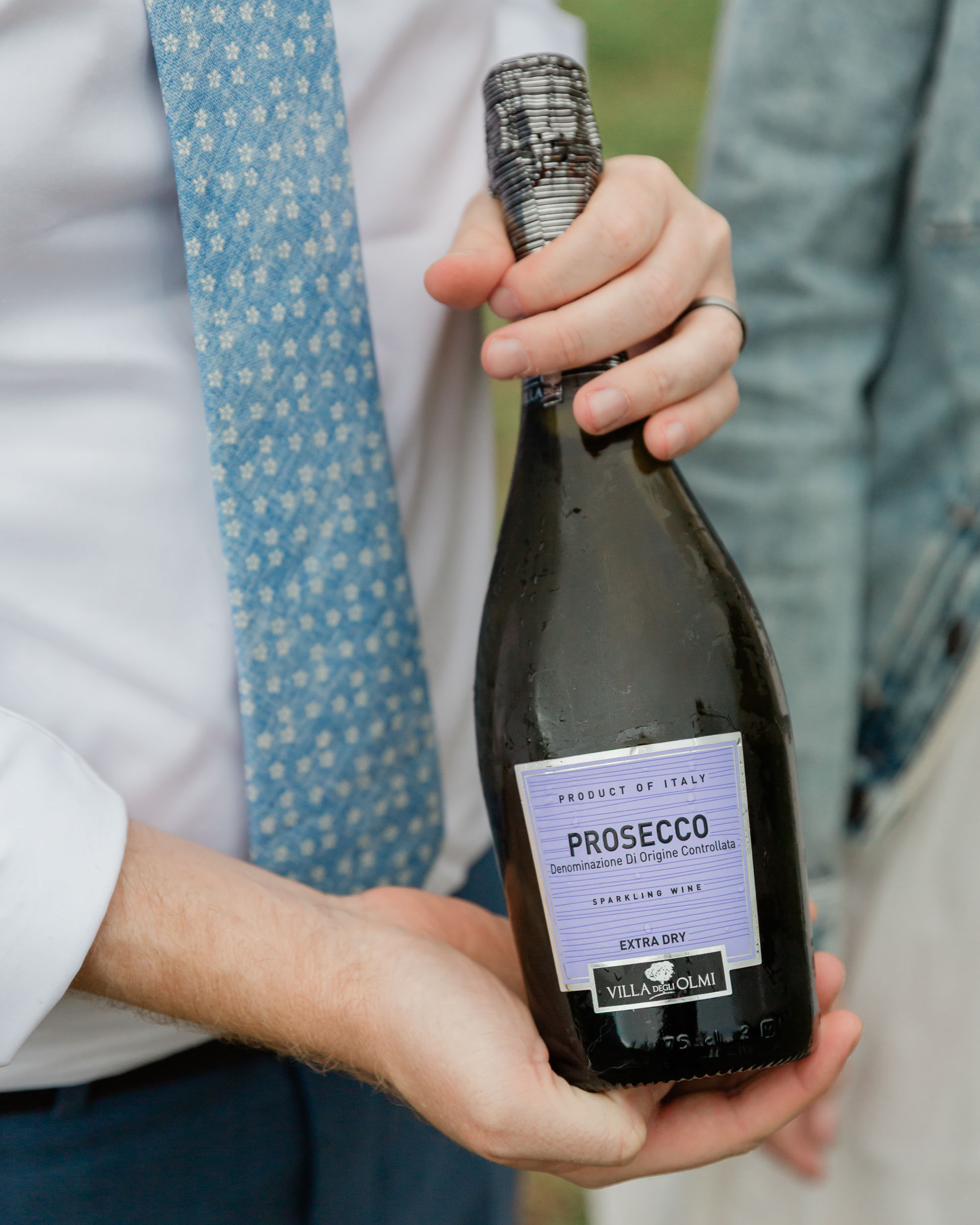 a prosecco close up before their champagne pop