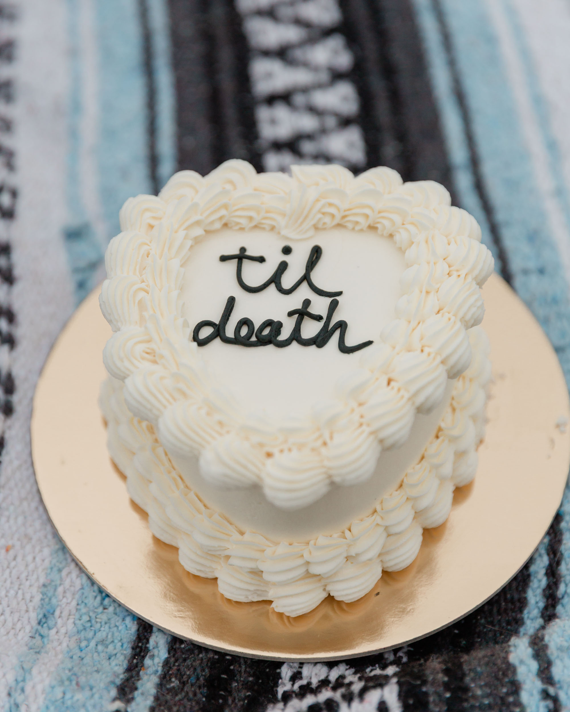 til death wedding heart cake 