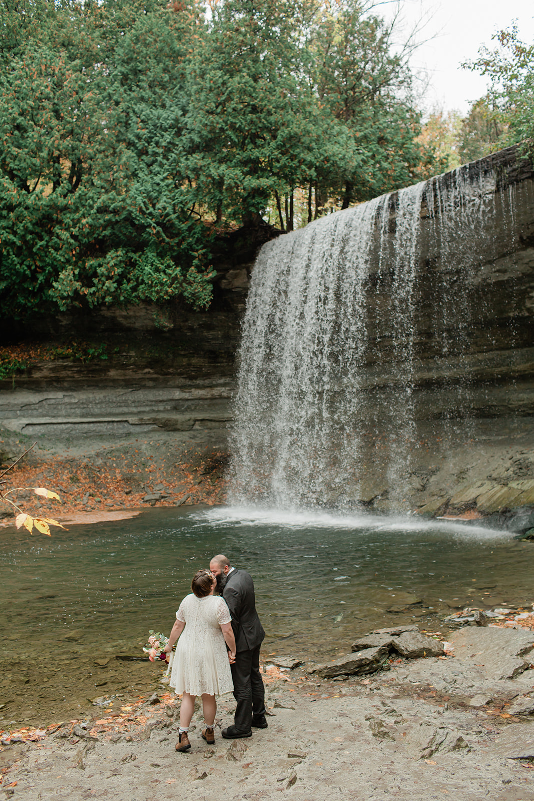 Explore this cozy Manitoulin Island elopement in Ontario, complete with fall colors, secluded landscapes, and an unforgettable love story.
