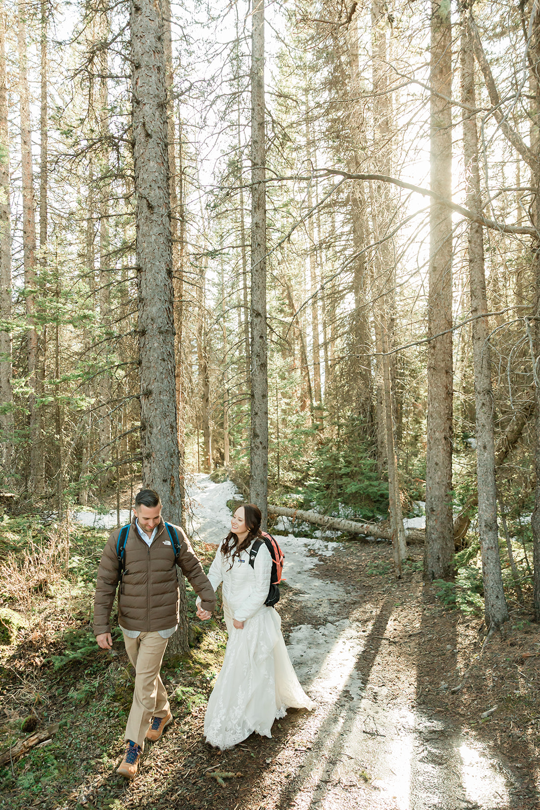 Experience this Spring Kananaskis elopement and discover why this mountain destination is an alternative to Banff for an intimate wedding.
