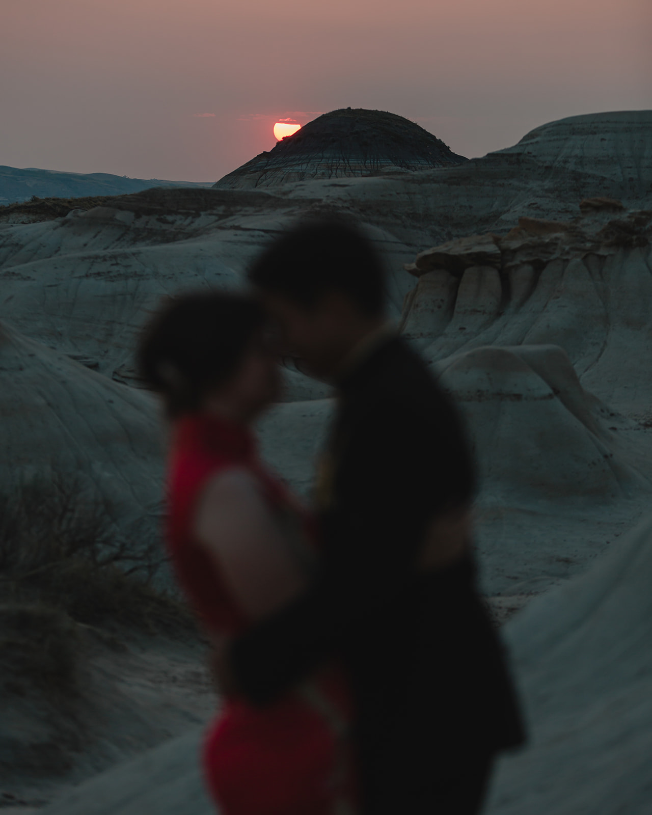 Intimate wedding in Drumheller Alberta